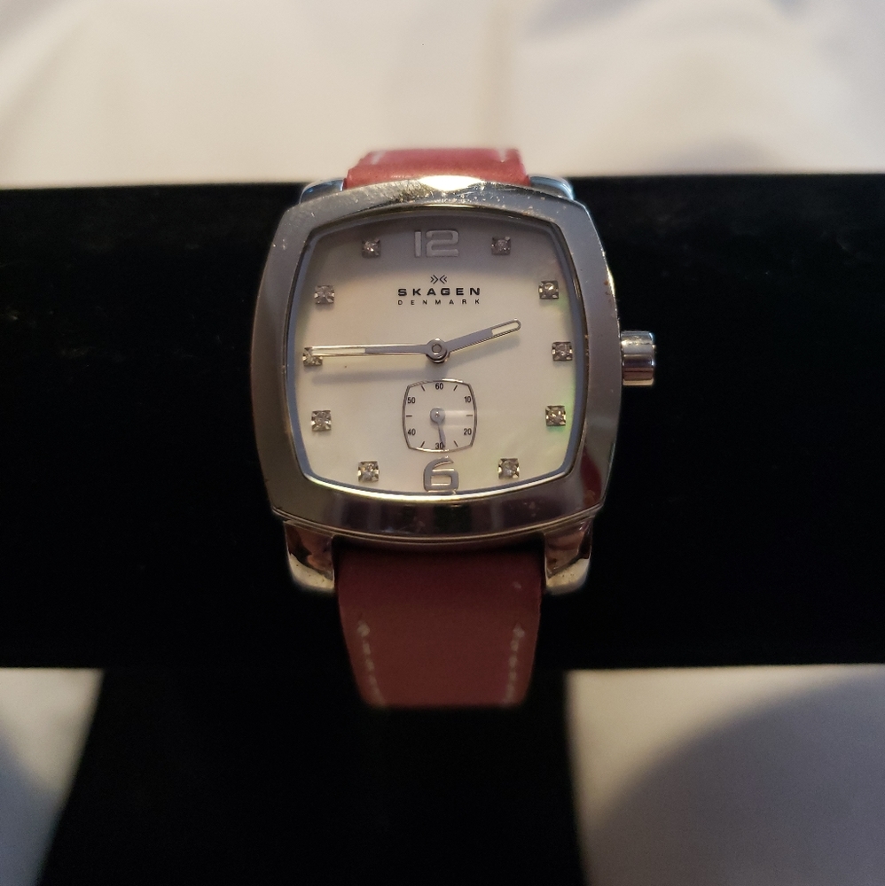 Skagen Pink Leather w/ Mother of Pearl Watch